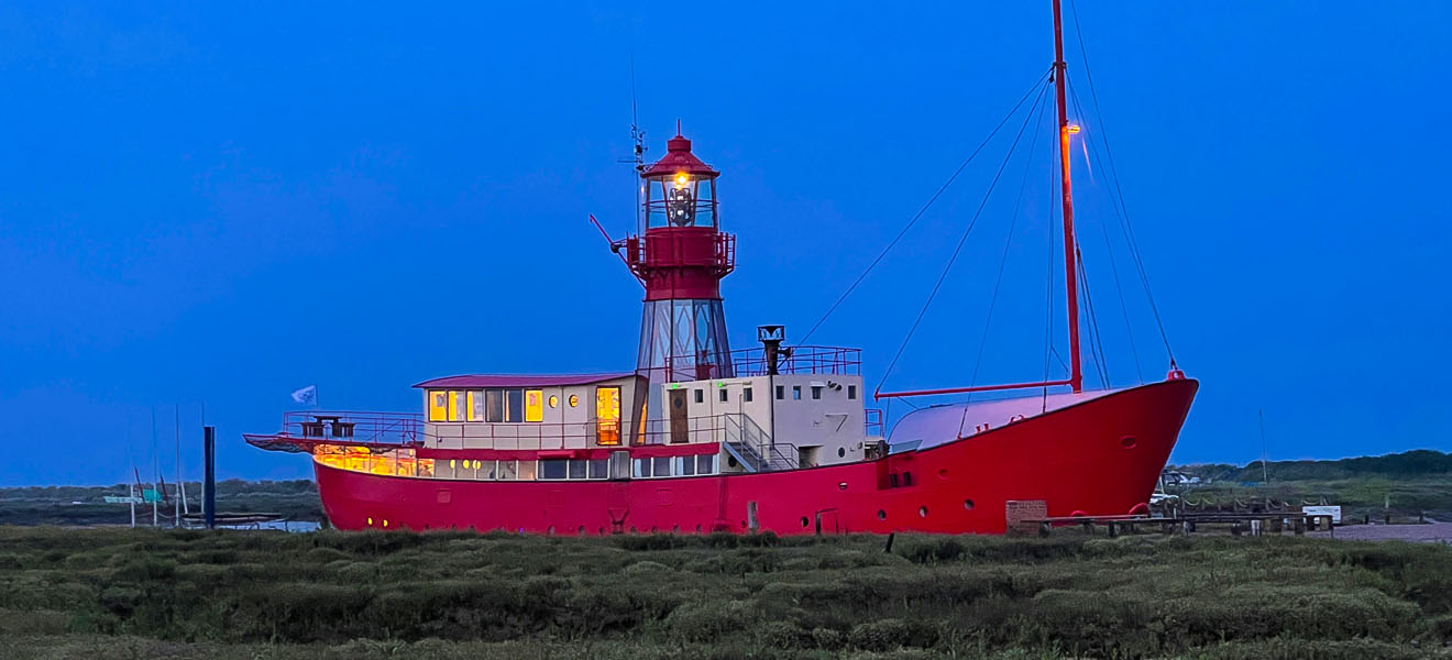 Fellowship Afloat – the Red Lighthouse Ship sailing school